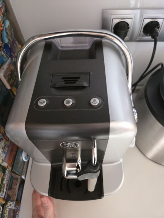 Кафемашина с капсули Saeco Lavazza a Modo Mio Premium