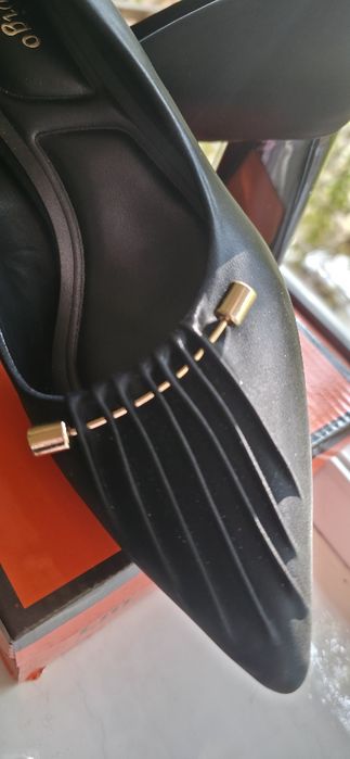 Элегантные женские туфли