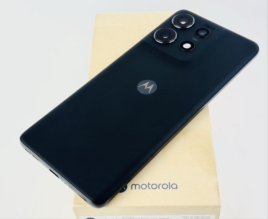 Motorola Edge 50 Pro 512GB 12GB RAM Black Перфектен! Гаранция!