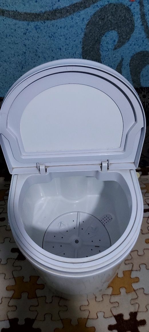 Продам стиралку.