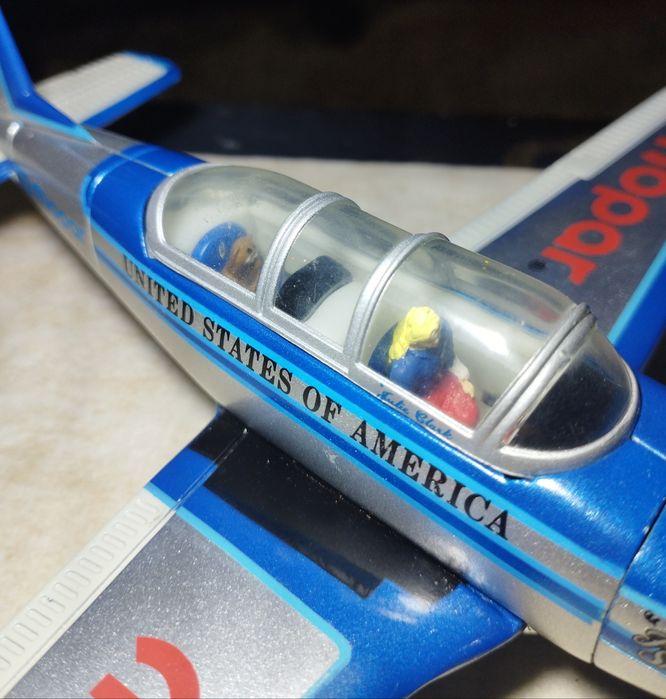 Коллекционный самолет масштаб 1:50