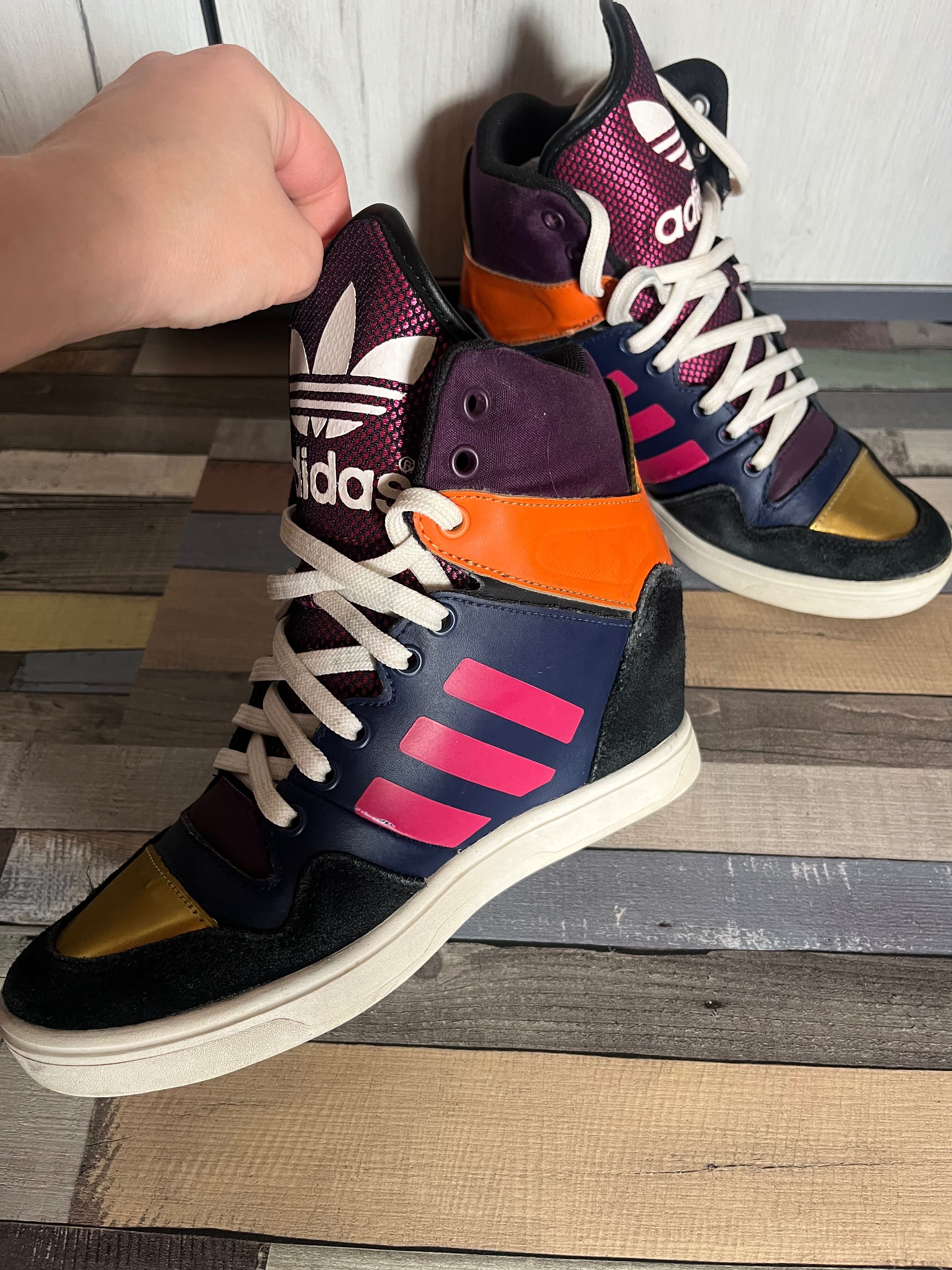 Оригинални платформи Adidas