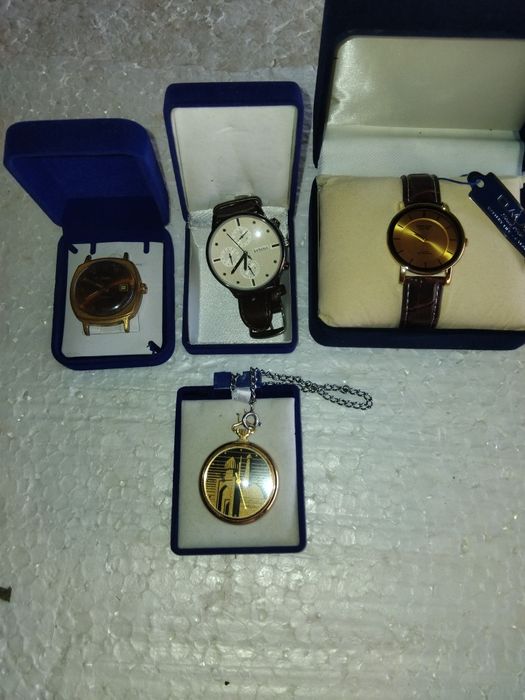 Часы "Слава" и другие часы.