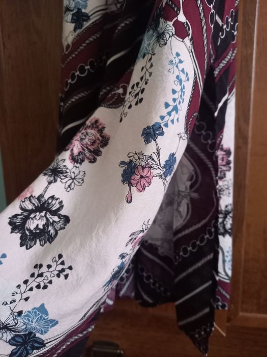 Миди рокля размер М