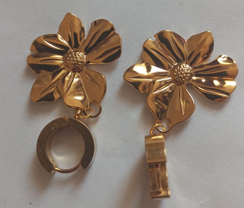 Set cercei și colier placate cu aur de 18k