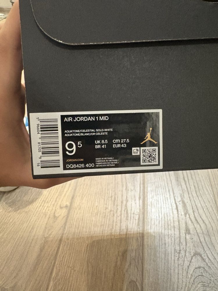 Air Jordan 1 Mid Aquatone