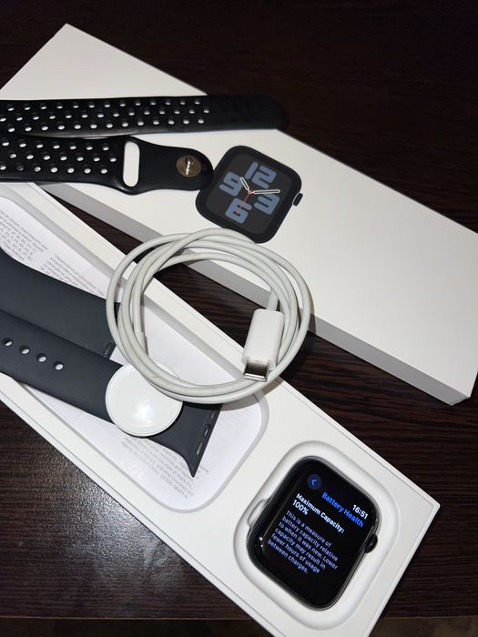 Apple Watch SE (2-ро поколение) GPS + Cellular – 44 мм, с гаранция!!!