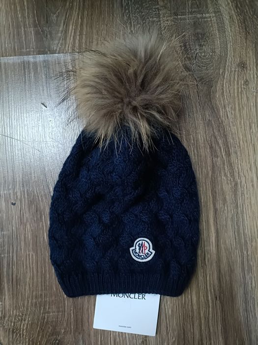 Căciulă moncler damă