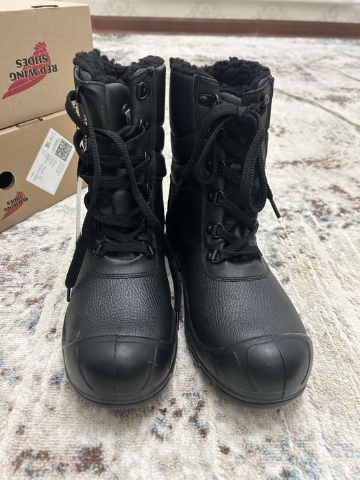 Рабочий зимний ботинка