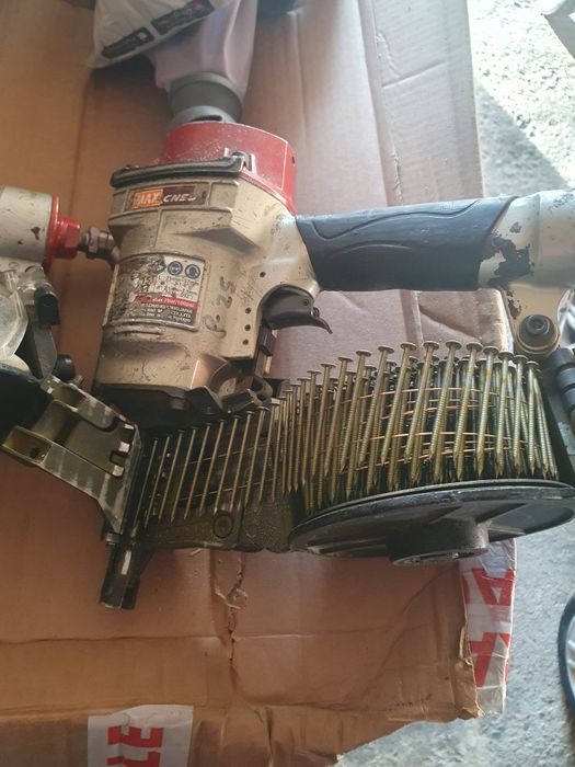 Vând 2 pistoale pneumatice BEA Made în UK de 5,5cm bate foarte bine