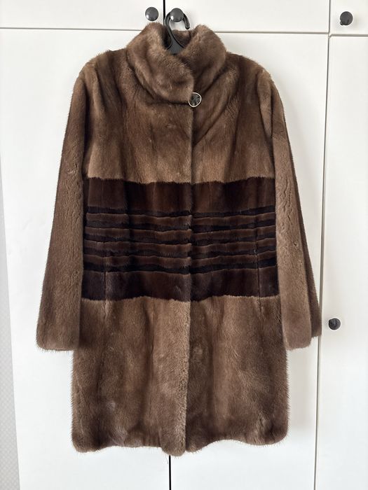 Продам норковую шубу