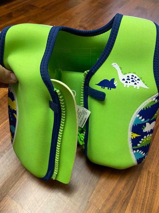 Плавательный жилет для малыша 1,5-2 года