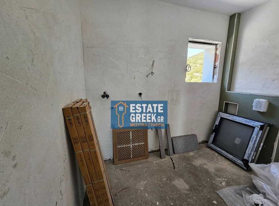 Продава се Тристаен апартамент в Пловдив, Филипово - 93 кв.м за 1990 €/кв.м - Снимка #2