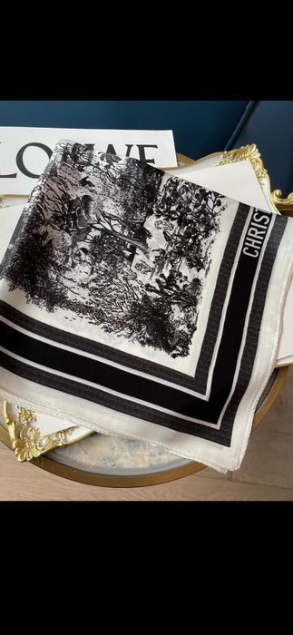 Eșarfă Christian Dior model 2026, 70×70cm, 100% mătase