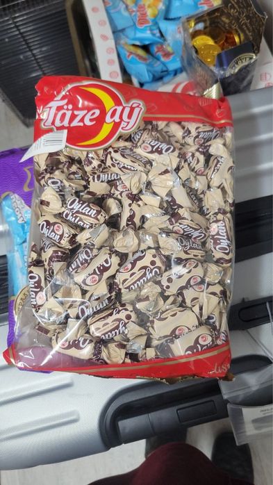 Шоколад сотилади — оптом ва донали.