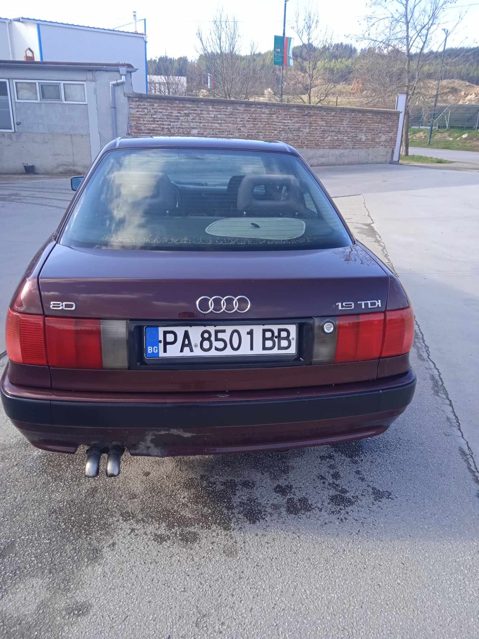 Продавам Audi 80B4 1995