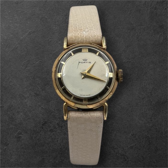 Fortis mechanical sceleton дамски часовник