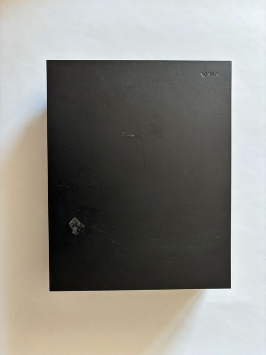Xbox One X, cu defect