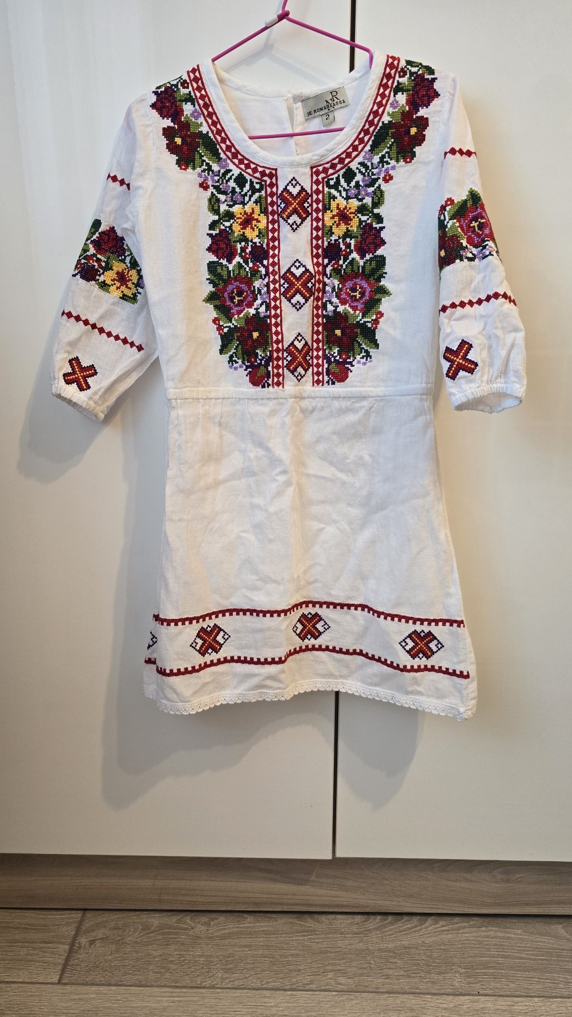 Costum popular (rochiță traditionala), marimea 110