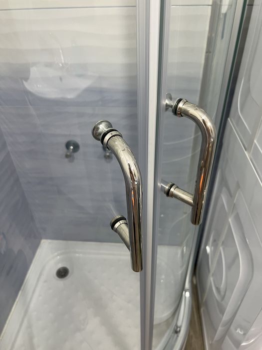 Cabina dus cu cadita si sifon 80x80 cm delta studio