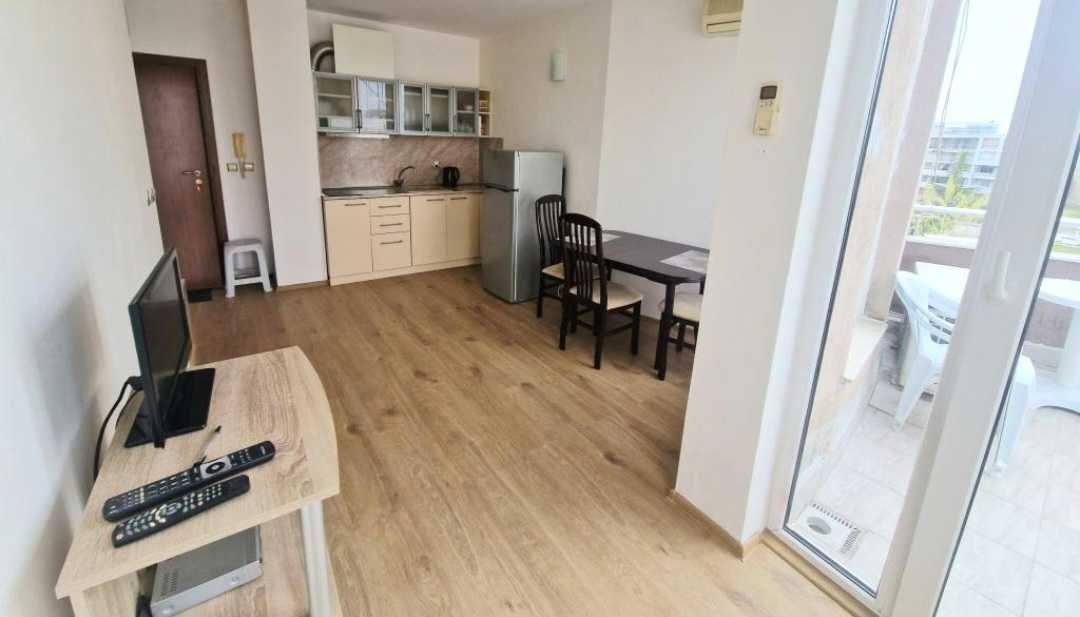 Продава се Двустаен апартамент в к.к. Слънчев бряг - 46 кв.м за 1327 €/кв.м - Снимка #8