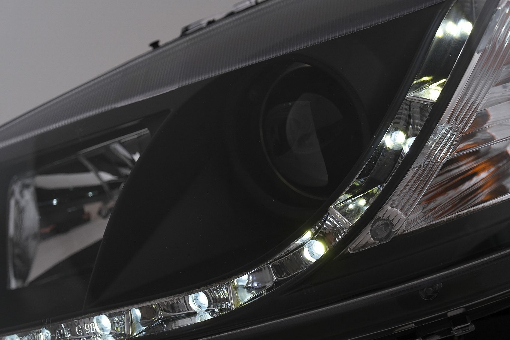 Faruri LED DRL compatibil cu Opel Astra G (09.1997-02.2004) Negru