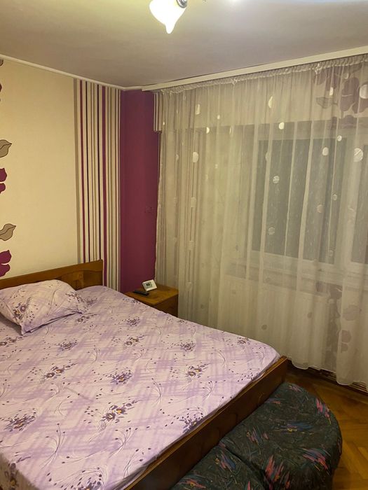 Închiriez apartament 2 camere - Piata Nord
