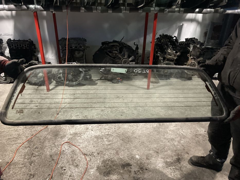 Mazda bt-50 2008 година Задно Стъкло