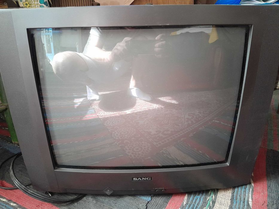 Супер Изгодно Телевизор SANG 21'' (53,34cm) РАБОТЕЩ ..!