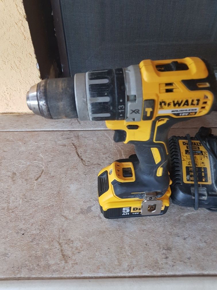 Set dewalt model bruslhes