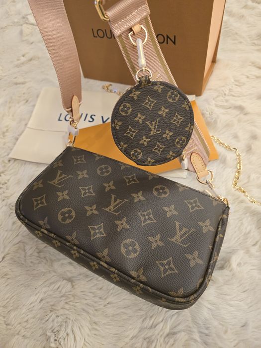Налична чанта Louis Vuitton Multi Pochette Accessoires