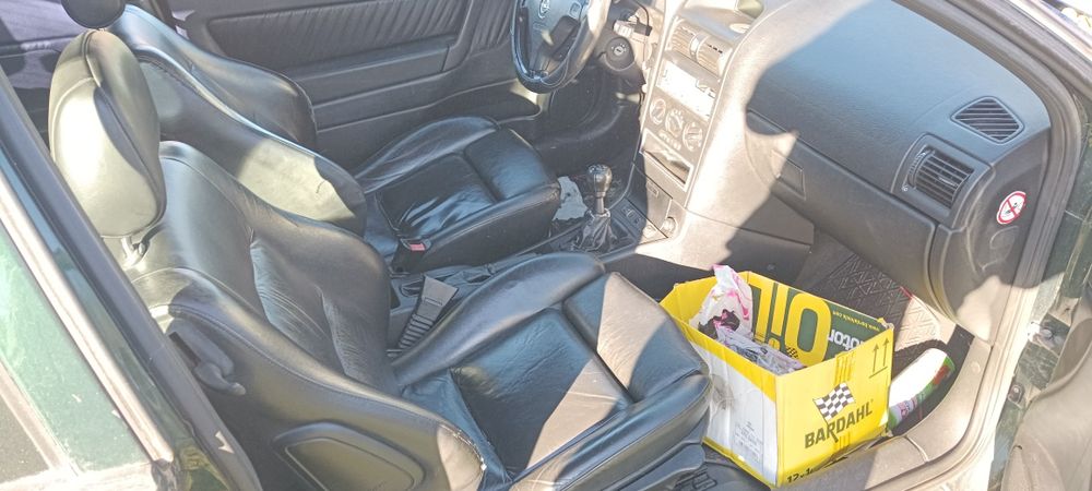 Продавам Opel Astra 2.0d. 86 HP. На части