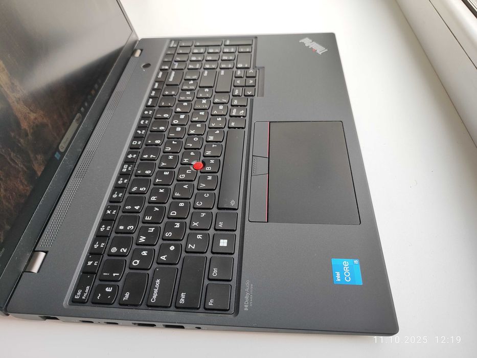 Lenovo ThinkPad T16 Gen 1/i5-1235u/8/256/FHD/IPS/IrCam