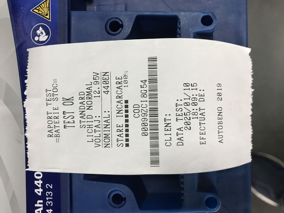 VARTA Blue Dynamic 12V 44Ah 440A - Borna Normala (dreapta +)