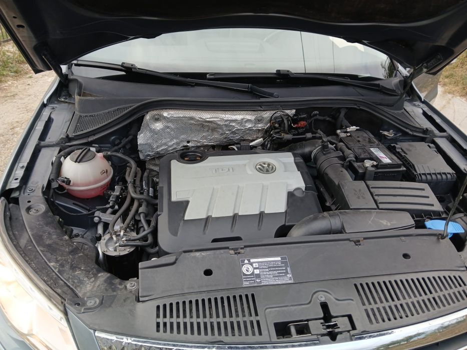 Vw tiguan 2.0 tdi 4x4 140cp fabricatie 2008 luna 9 km 230000