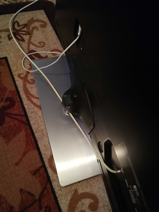 Телевизор Самсунг 40 инча