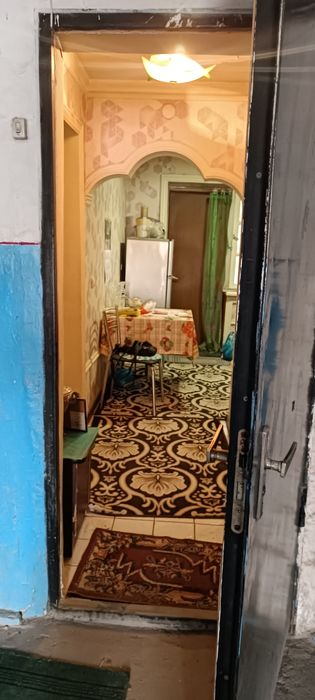 Продаётся 1- комн.кирпич Яшнабад