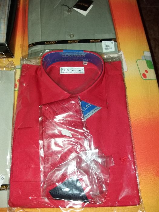 Camasi barbatesti nepurtate. Noi - tipla .