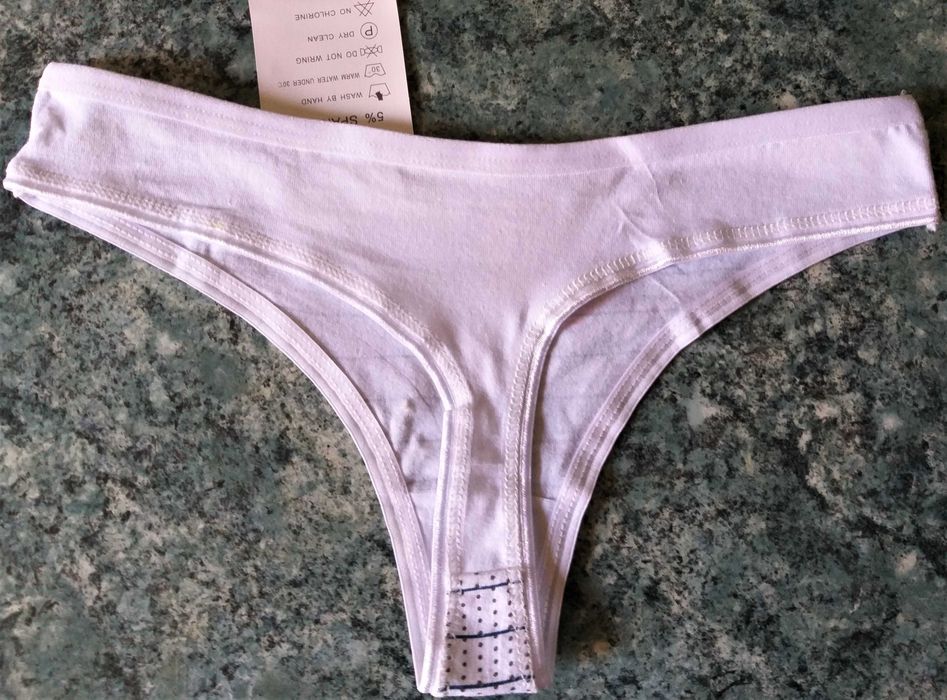 Chiloti tanga sexy model fin fete/femei imprimeu trandafir m.M-L (noi)