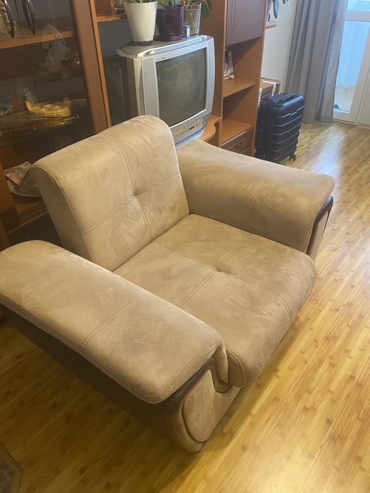 Футьол - диван с място за съхранение