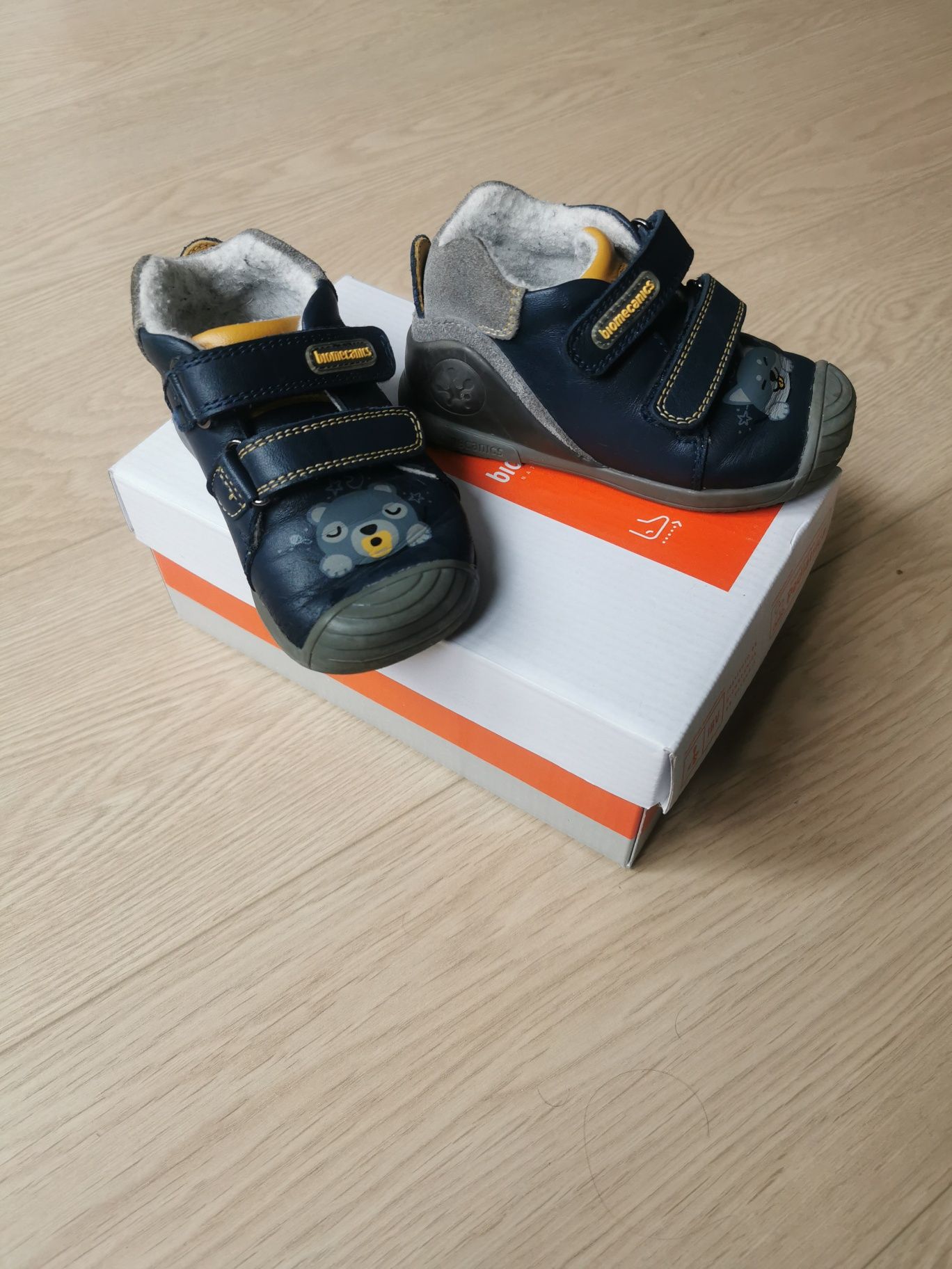 Бебешки обувки на Испанската марка BIOMECANICS