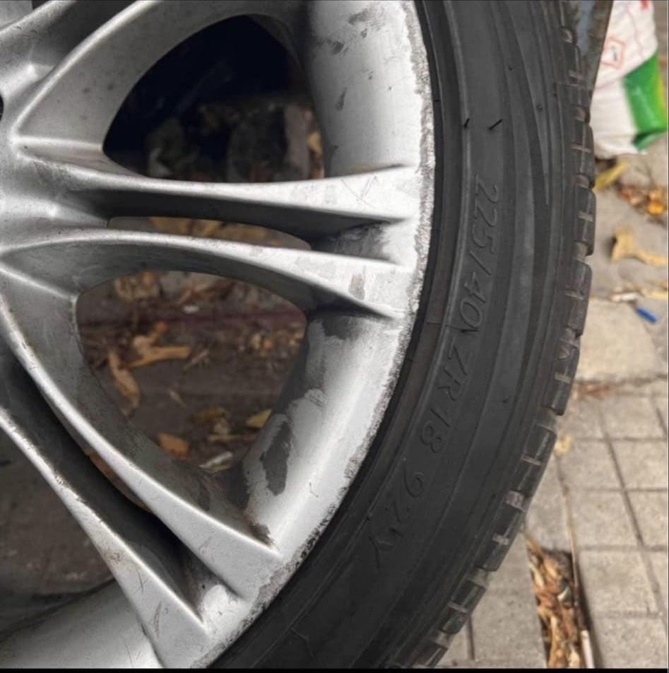 Style 135 M Sport 8j/IS50 r18