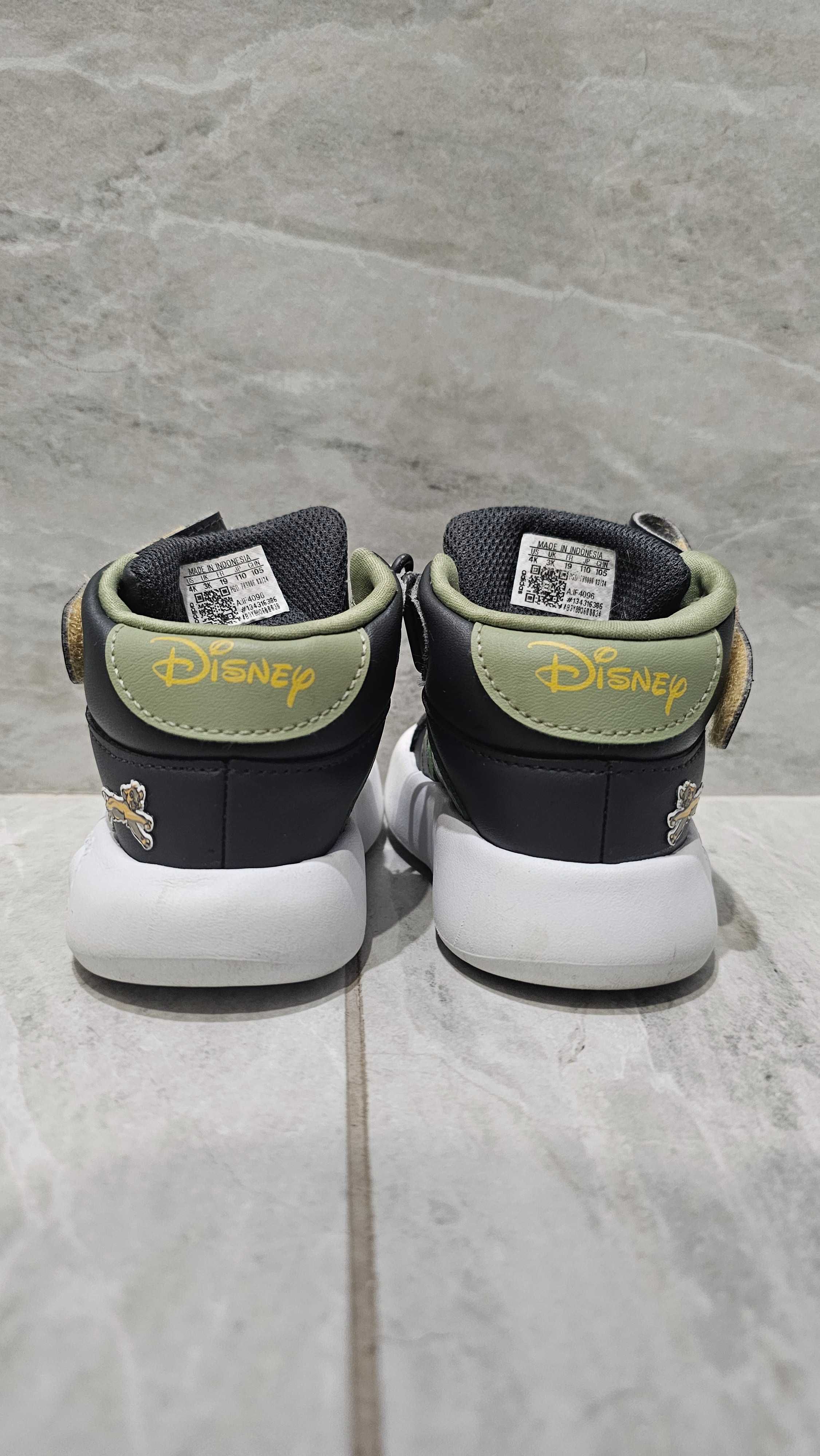Маратонки за бебе adidas Disney