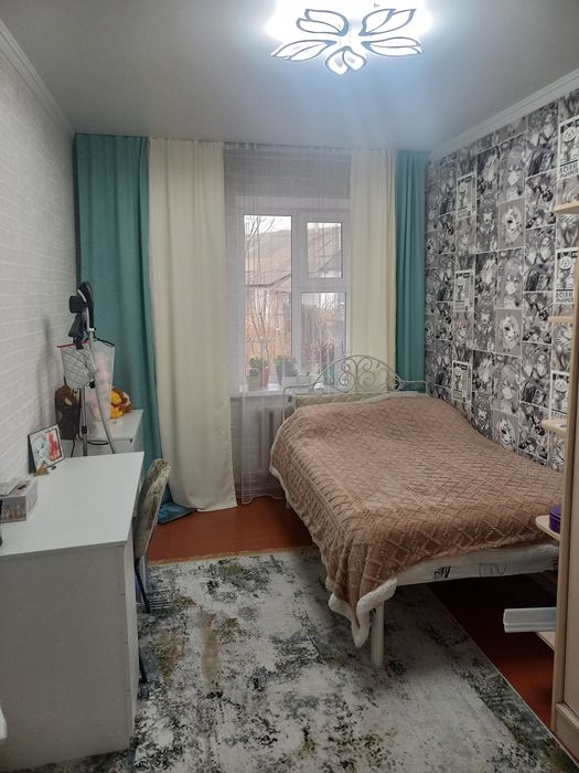 Продаётся дом из трех комнат