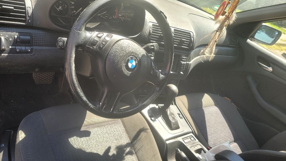 Vind bmw320 pentru piese in stare de funcționare!