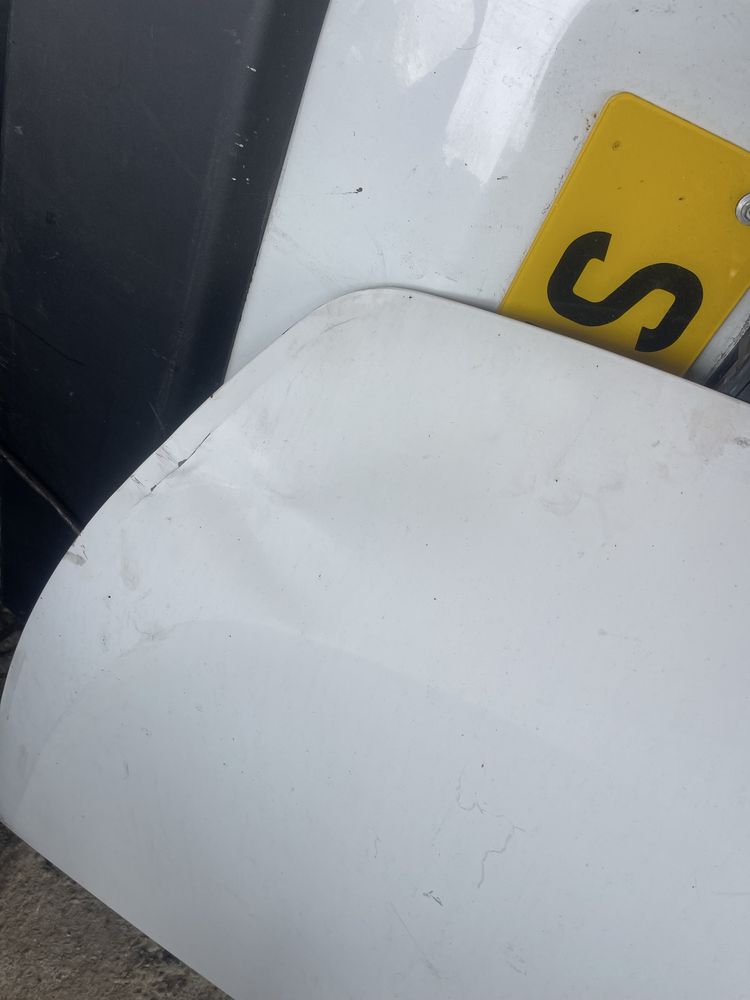 Capota renault master 2011 cu defect