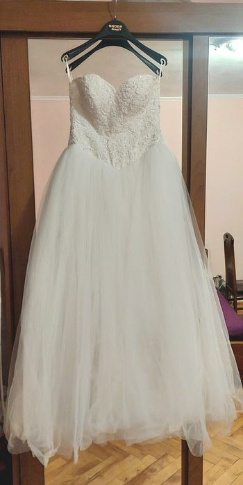 Rochie de mireasa tip printesa cu corset