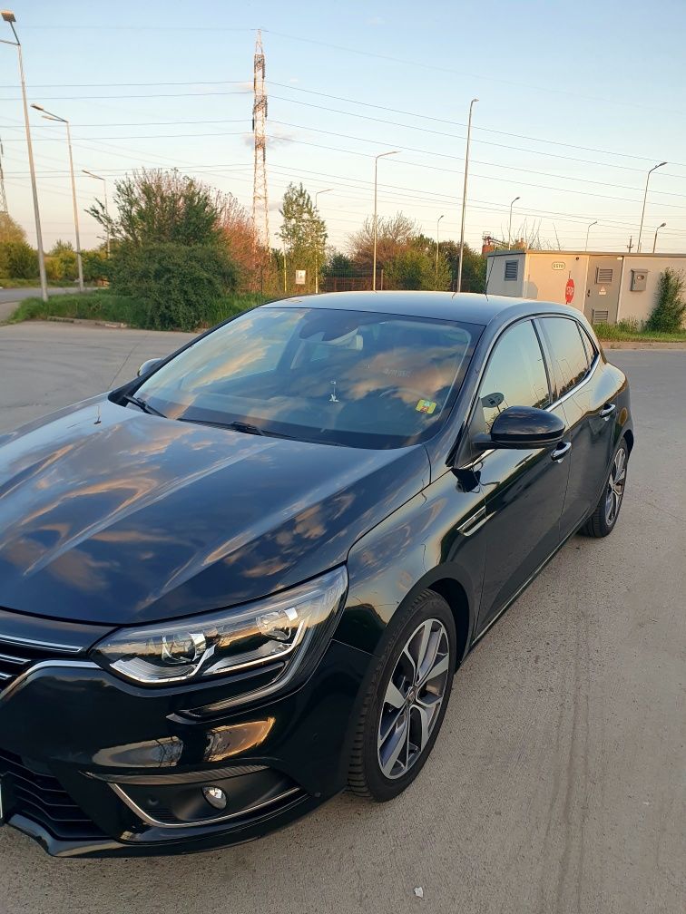 RENAULT MEGANE 4 2016 bose edition
