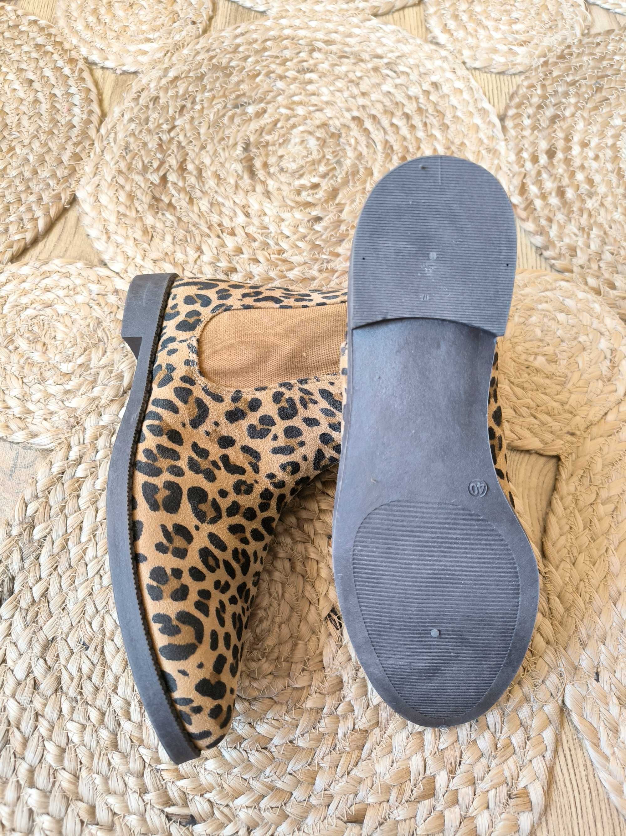 Botine animal print noi, 40