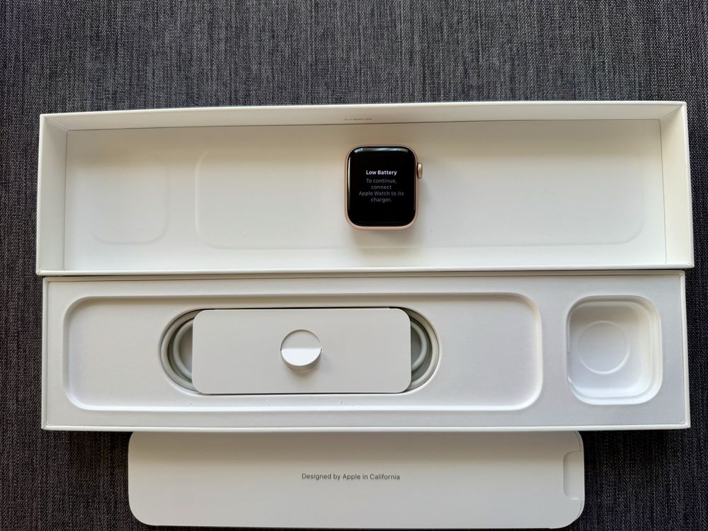 Apple Watch SE 40 mm